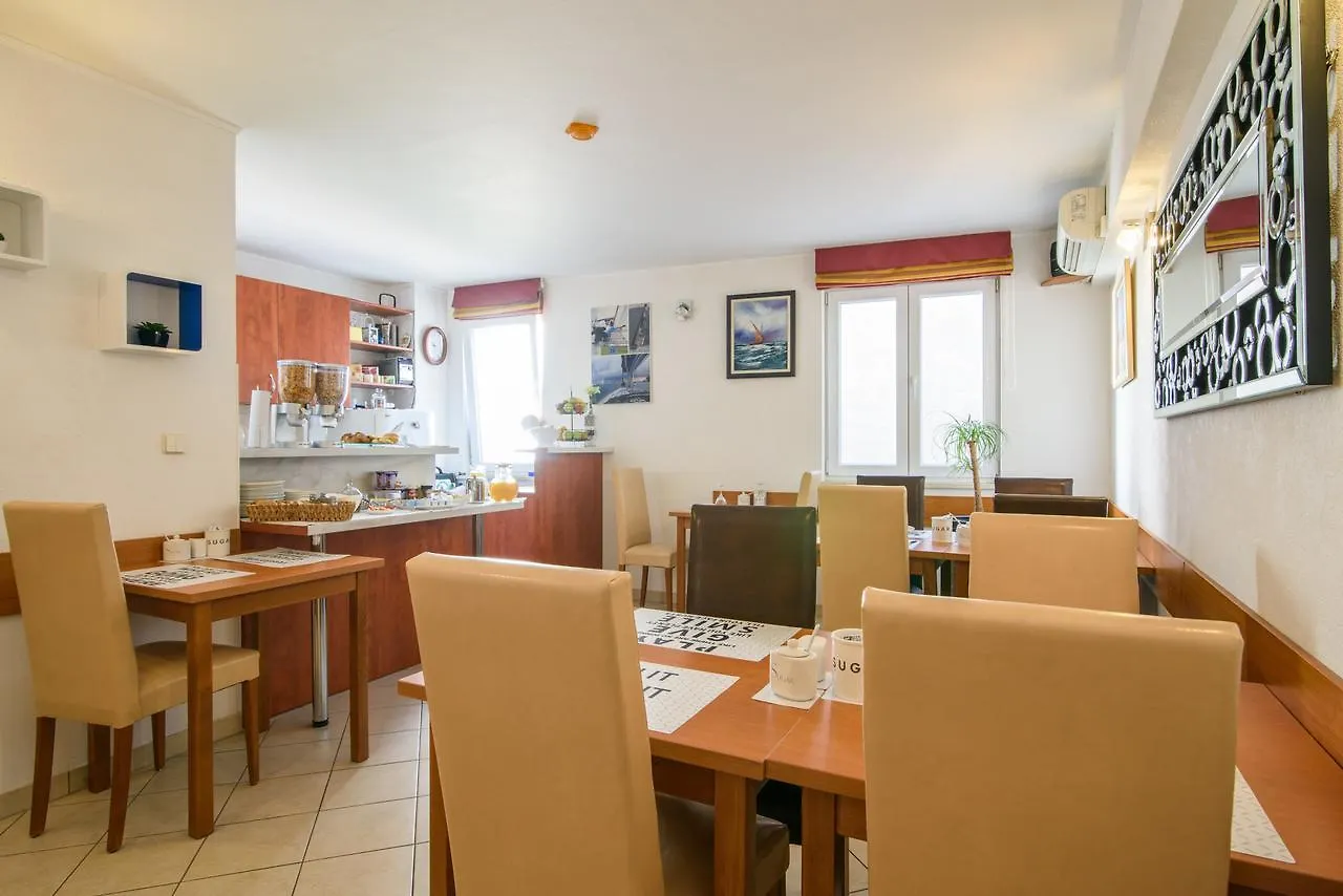 Villa Jidro Trogir Hotel apartamentowy