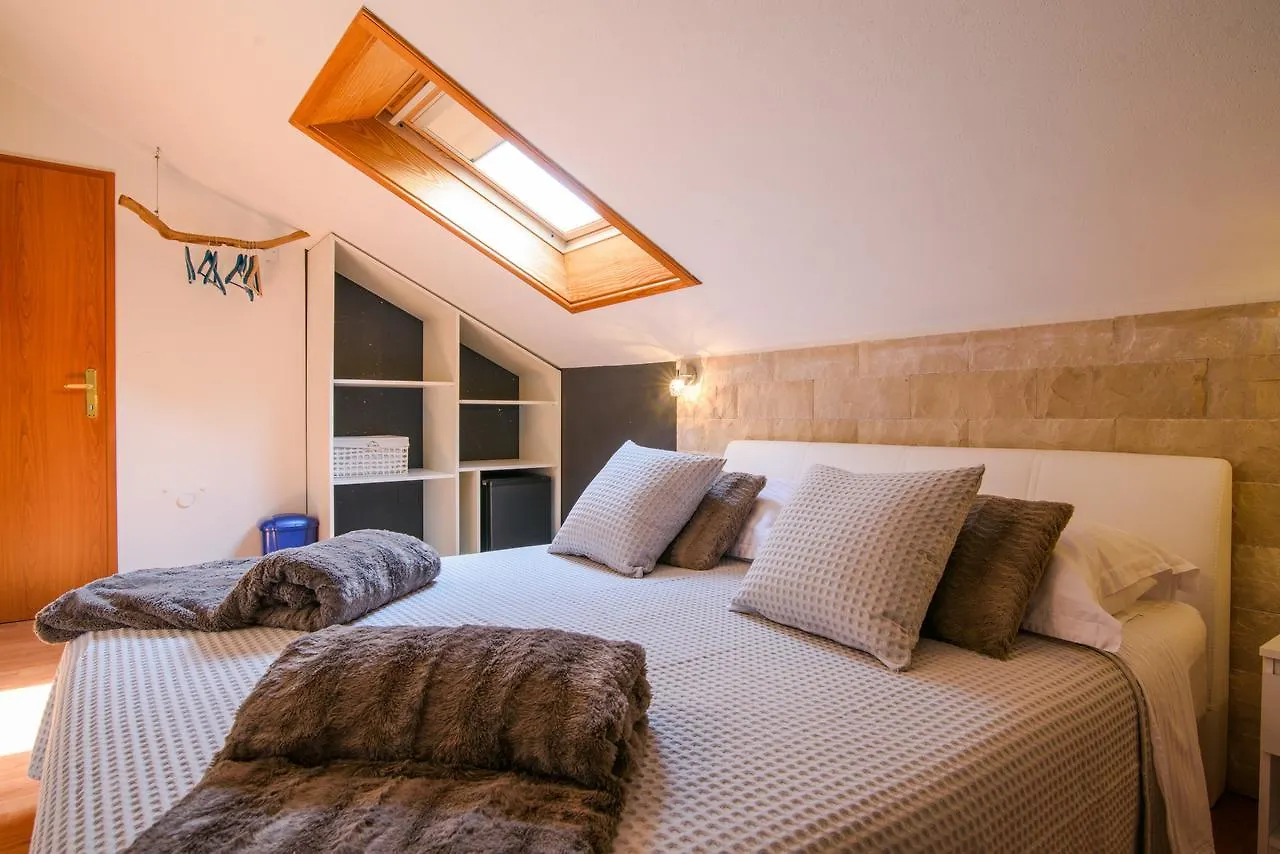 *** Hotel apartamentowy Villa Jidro Trogir Chorwacja